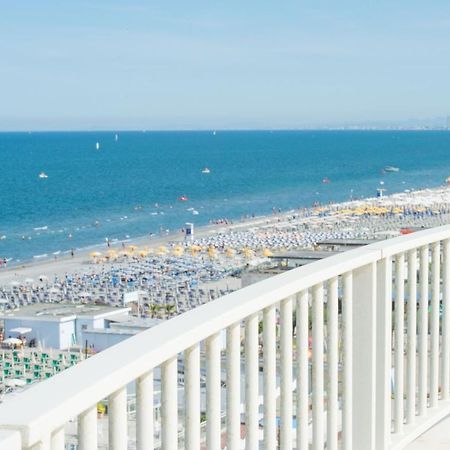 Hotel Torremaura Milano Marittima Buitenkant foto