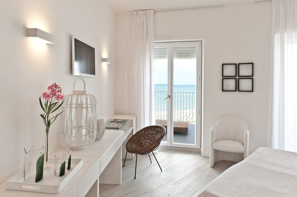 Hotel Torremaura Milano Marittima Buitenkant foto
